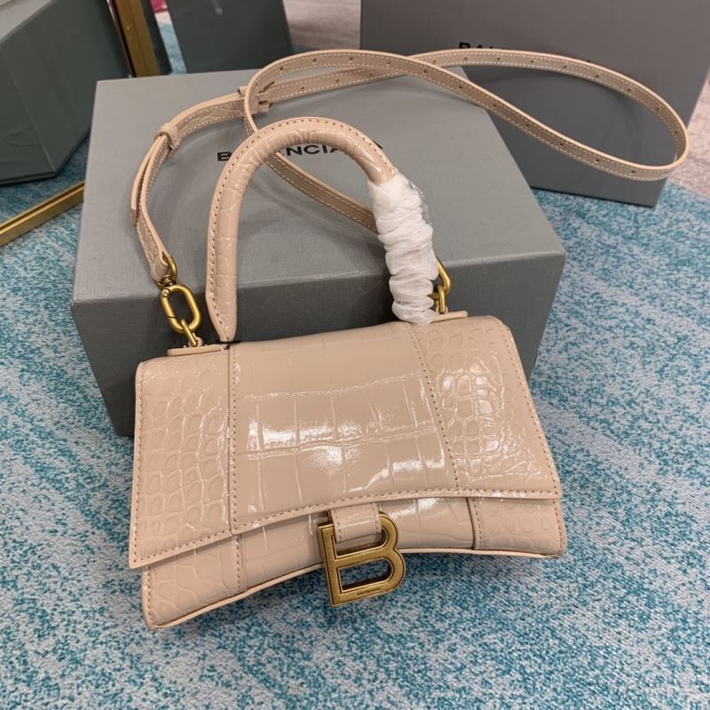 Ba*len*cia*ga hourglass bags